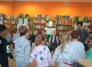 Z rodziną Scheiblerów w bibliotece