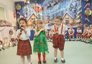 Dzieci podczas występu