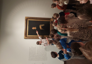 Obraz do którego dzieci będą tworzyć własne stroje