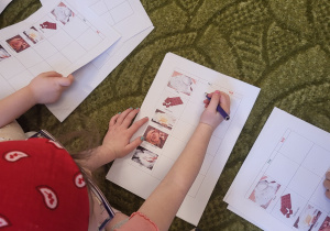 Dziewczynka zaznacza rzeczy potrzebne do wykonania żulika