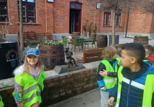 Dzieci poznają Koci Szlak