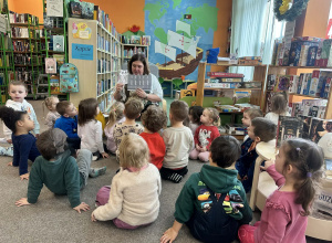 Wizyta w bibliotece z okazji Dnia Kota